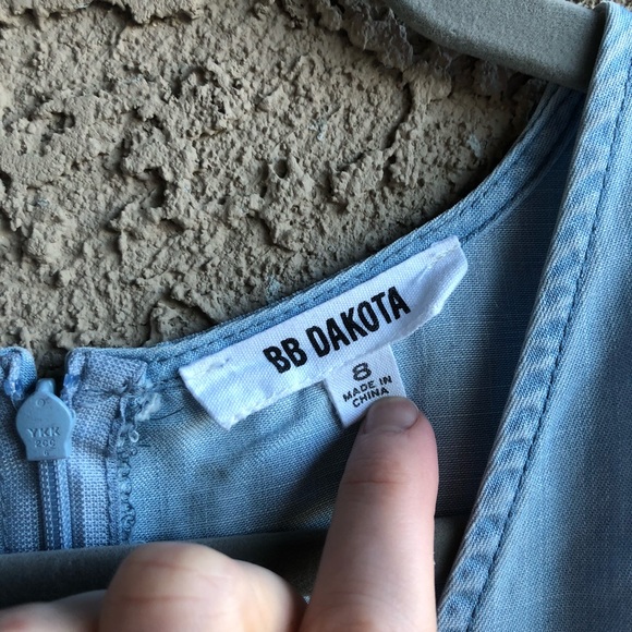 BB DAKOTA ✨NWOT✨ Tencel Chambray Deann Romper - Picture 5 of 7